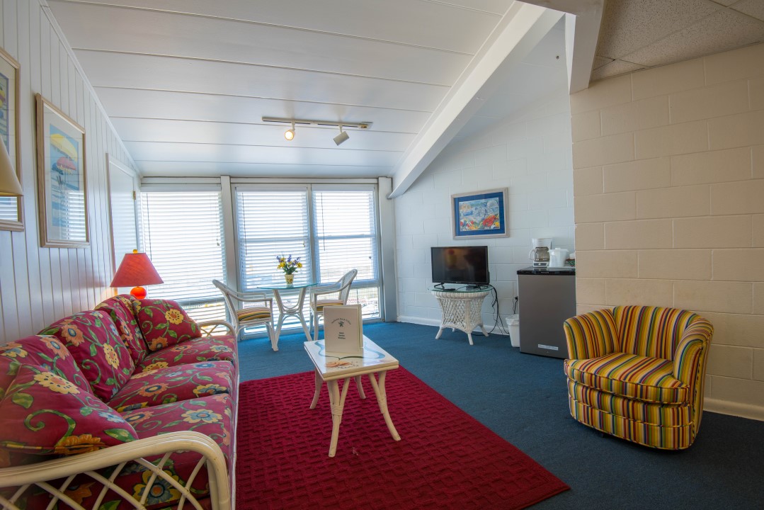 Basic Room Gallery Seahawk Inn & Villas Atlantic Beach, NC Lodging